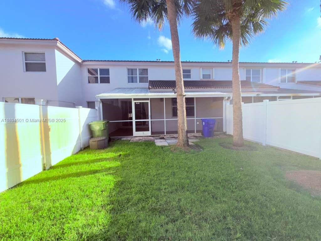 PEMBROKE SHORES - Residential Lease