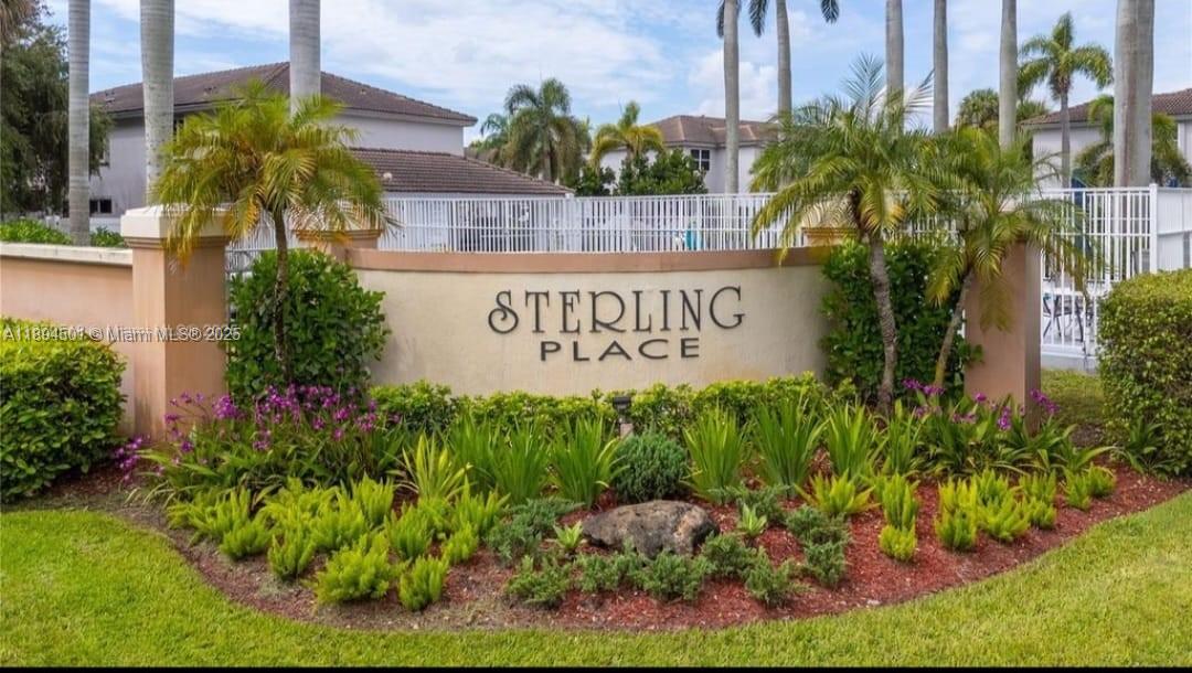 PEMBROKE SHORES - Residential Lease