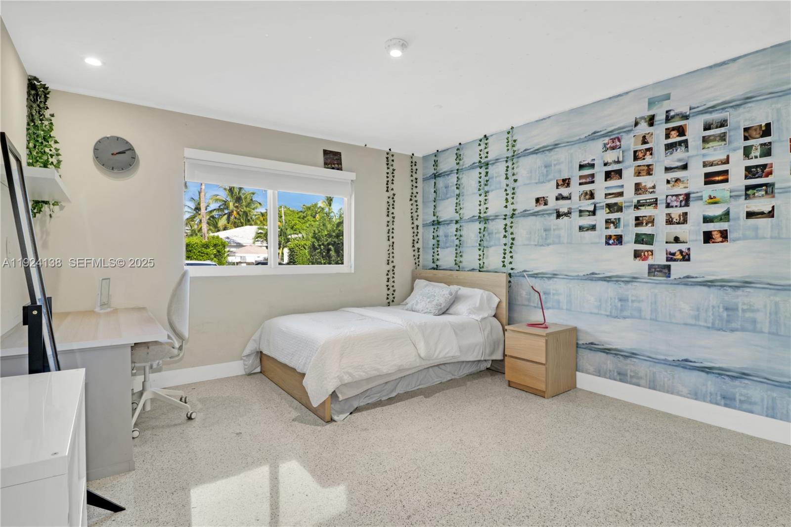 ALTOS DEL MAR NO 4 - Residential