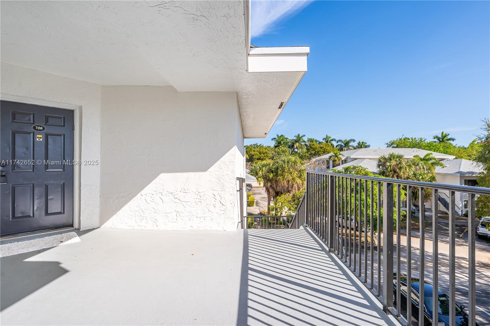 MARINA OAKS CONDO - Residential