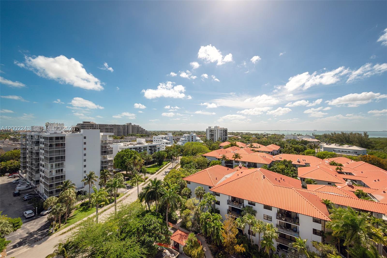 COMMODORE CLUB WEST CONDO - Residential Lease