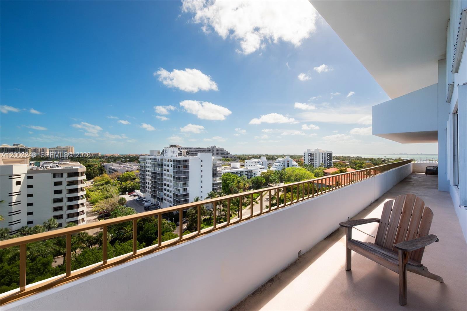 COMMODORE CLUB WEST CONDO - Residential Lease