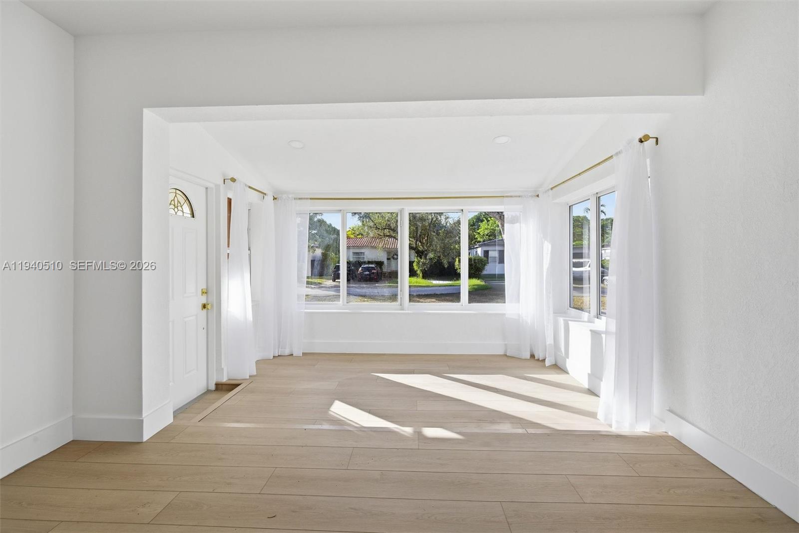 CINEMA PARK COUNTRY CLUB - Residential