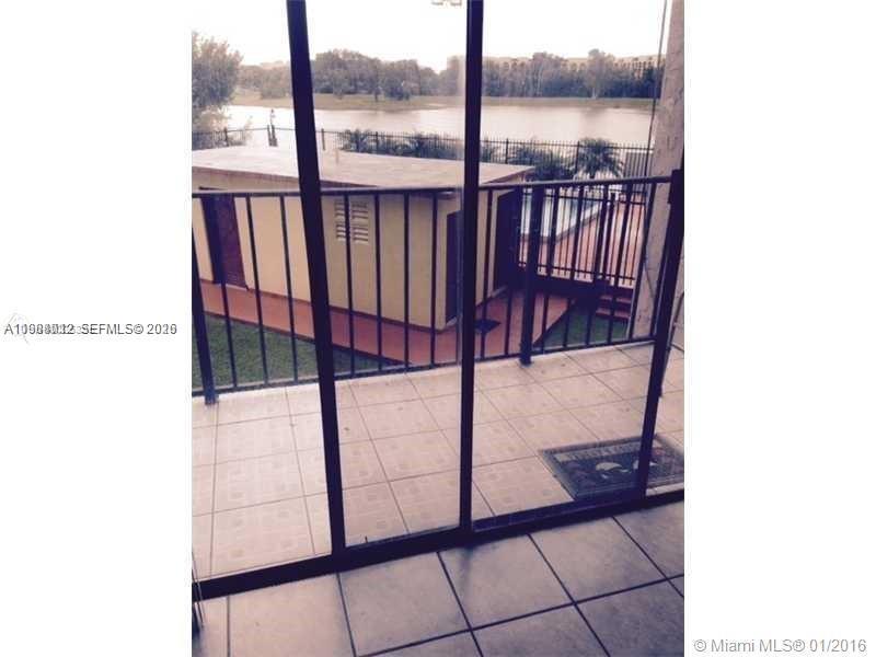 GOLFVIEW CL FONTAINBL PK - Residential