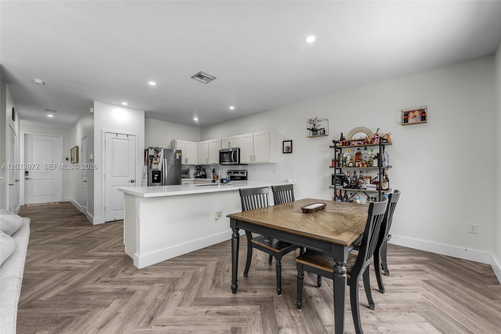 HAMILTON PLACE - Residential