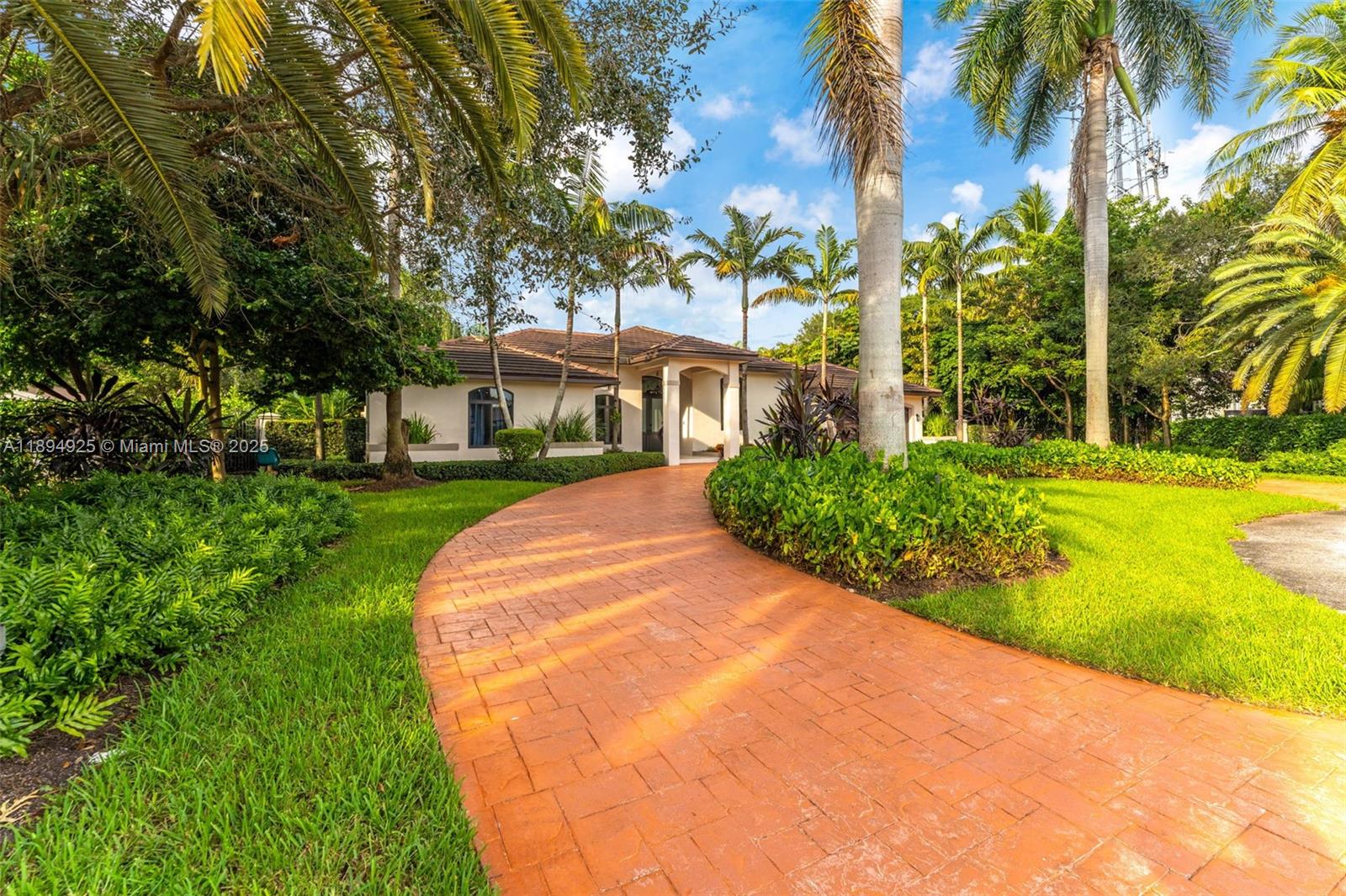 12019 SW 77th Ter