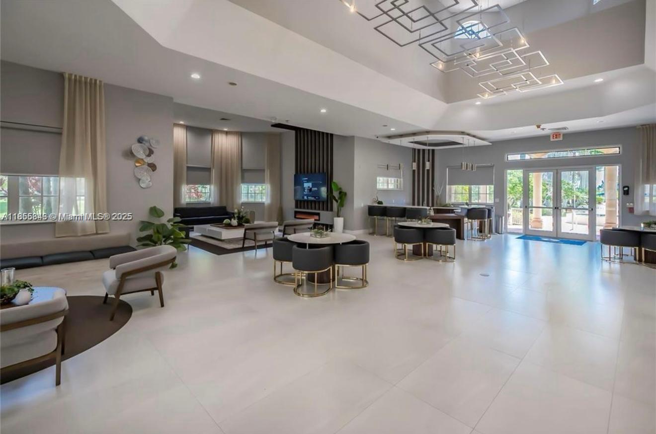 PEMBROKE ISLES 1 - Residential Lease