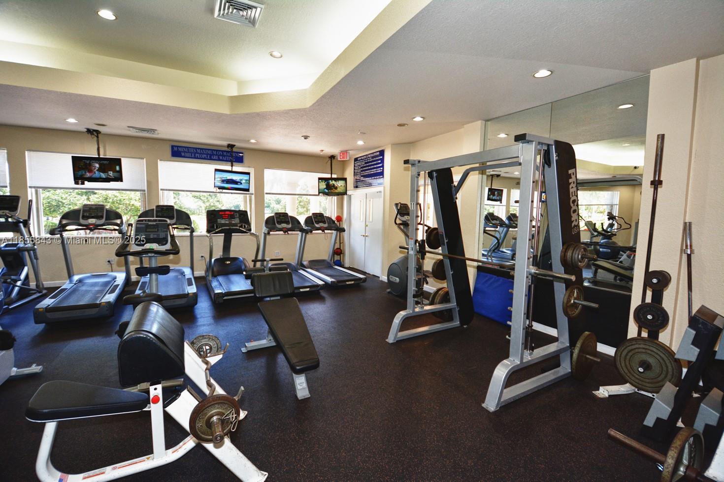 PEMBROKE ISLES 1 - Residential Lease