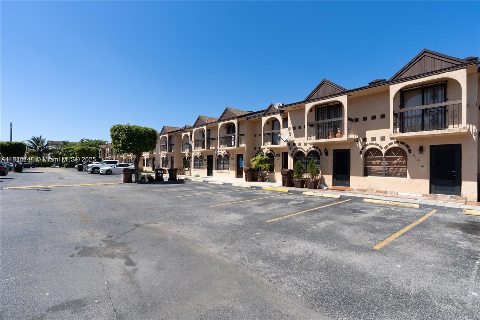 WESTLAND PARK TH CONDO PH - Residential