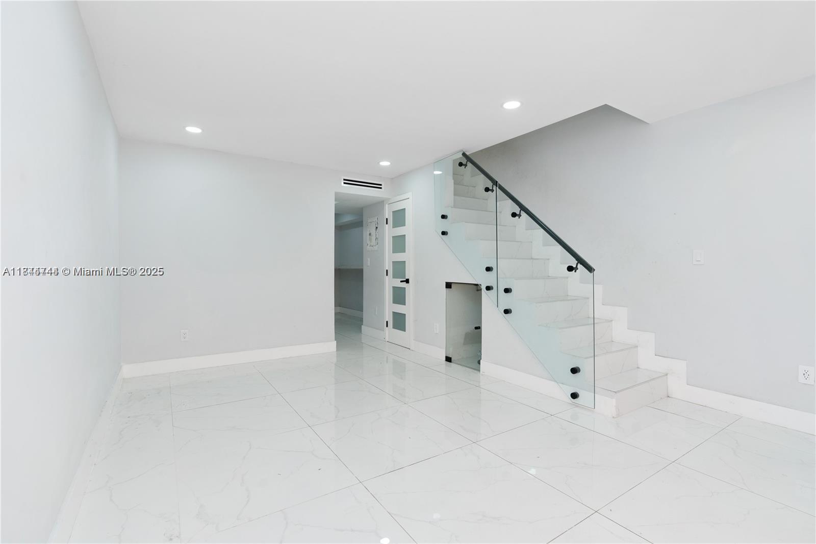 WESTLAND PARK TH CONDO PH - Residential