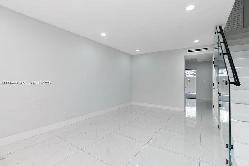 WESTLAND PARK TH CONDO PH - Residential