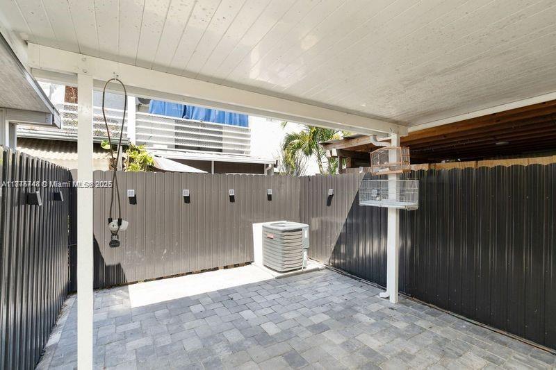 WESTLAND PARK TH CONDO PH - Residential