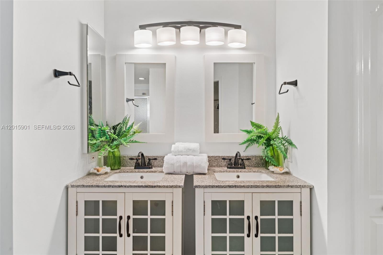 STONEYBROOK - Residential Lease