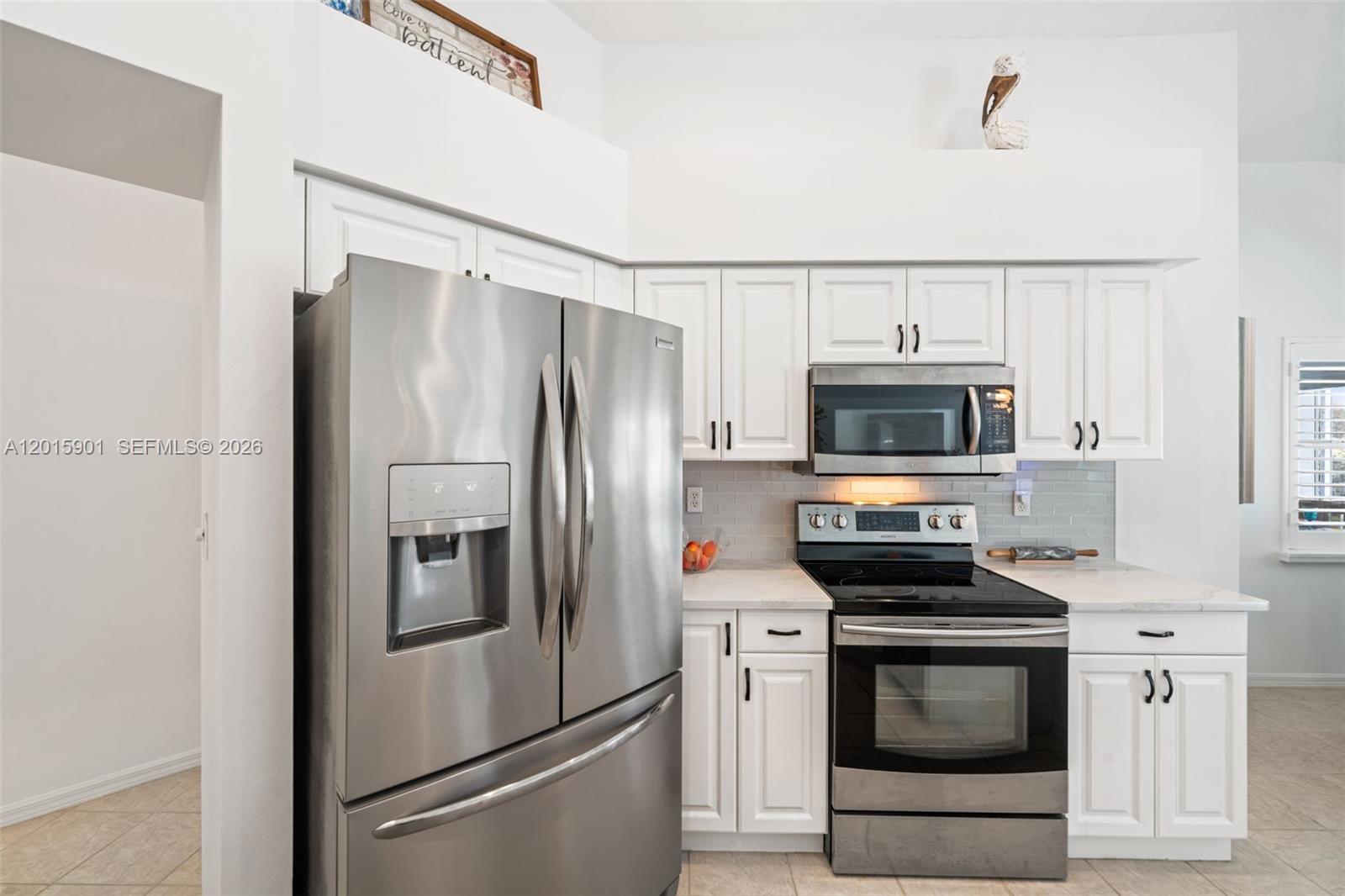 STONEYBROOK - Residential Lease