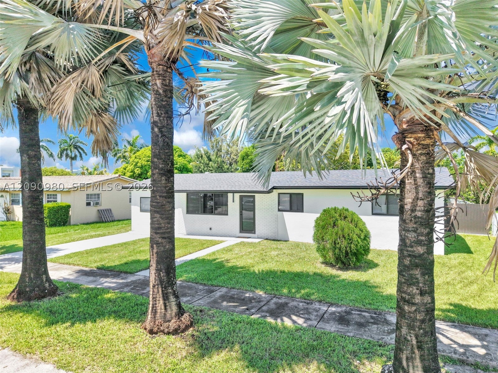 51 NW 161st St, Miami, FL, 33169/$689,000 1 51 NW 161st St