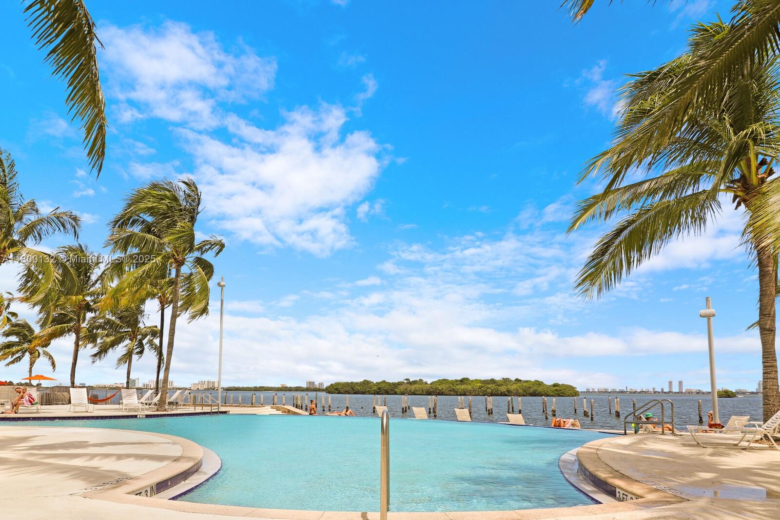 750 Ne 64th St B212, Miami, Broward County, Florida - 2 Bedrooms  
2 Bathrooms - 