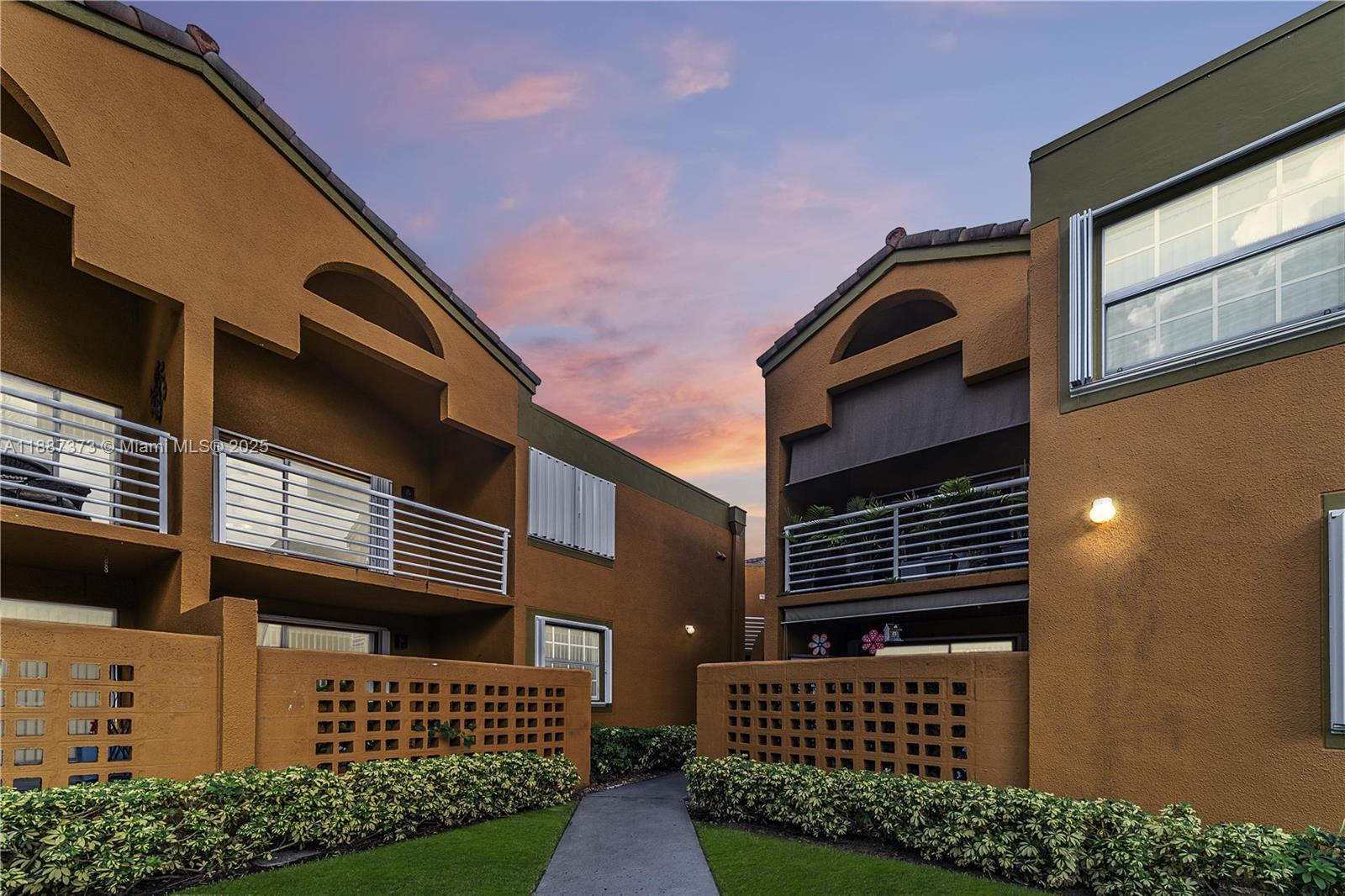 SOLEIL AT FONTAINEBLEAU C - Residential Lease