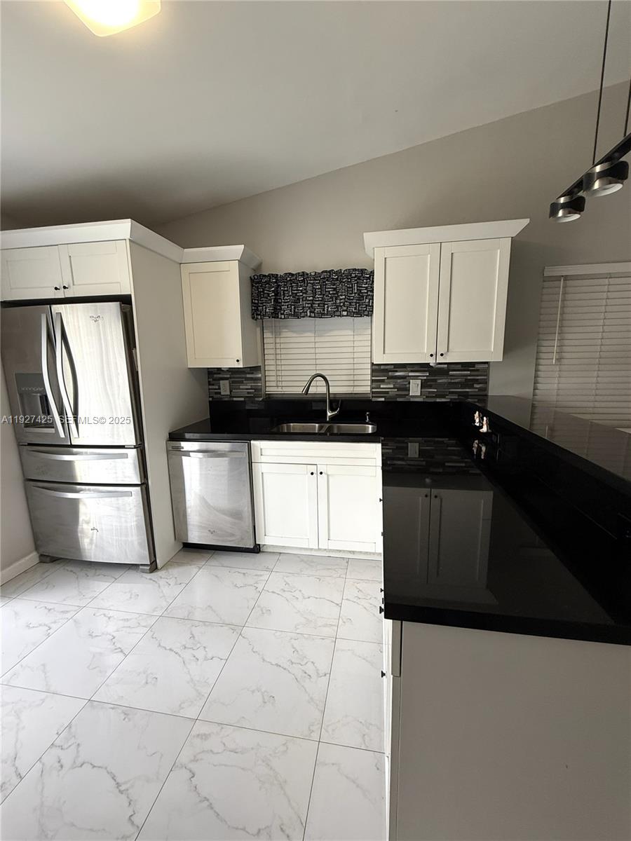 SHENANDOAH SECTION FOUR - Residential