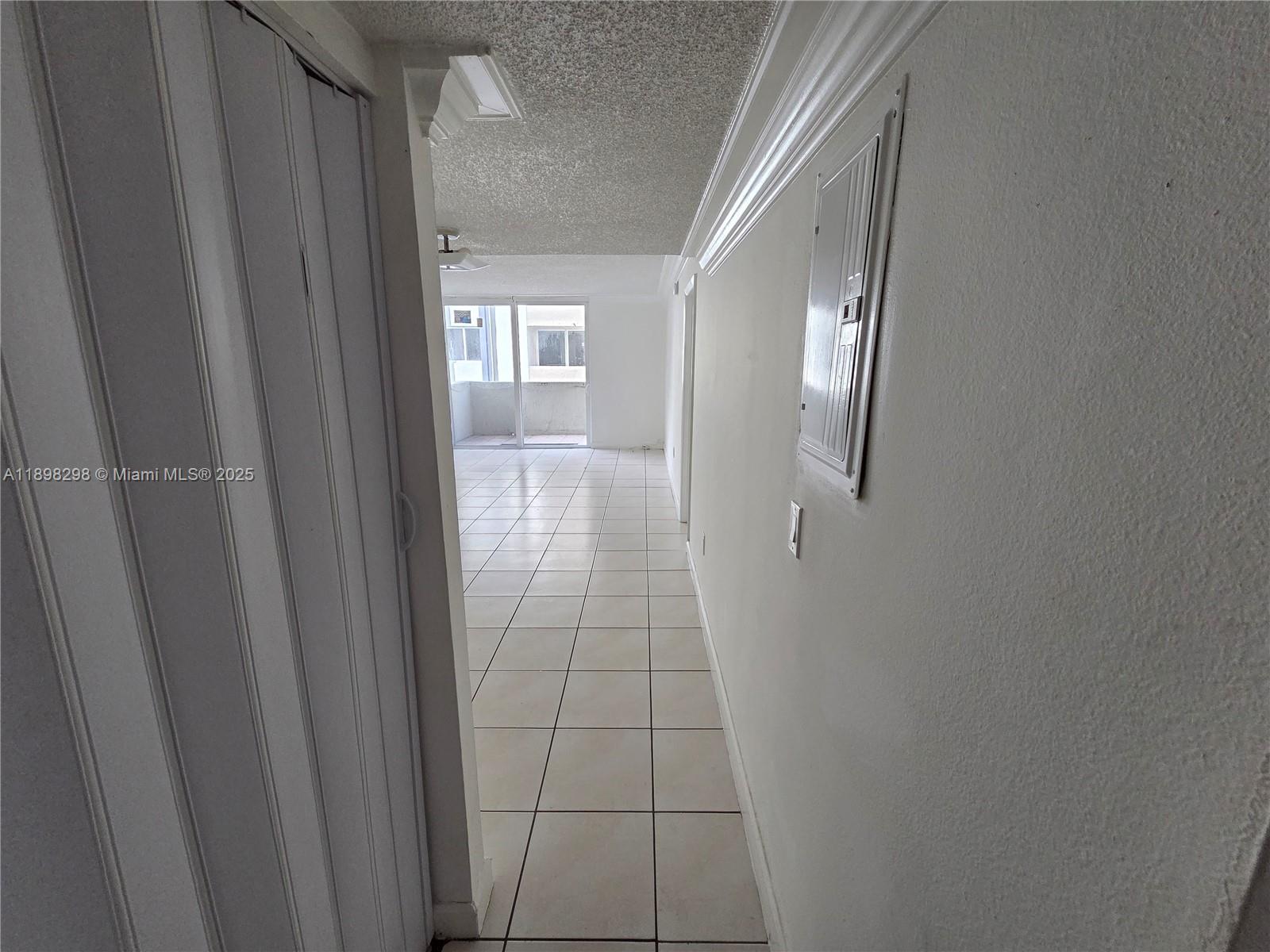 SAMARI LAKE EAST CONDO - Residential Lease