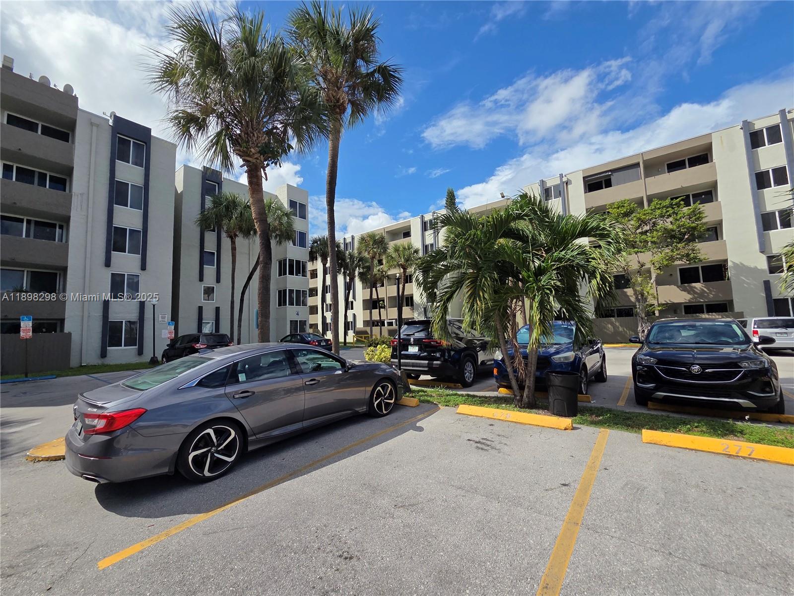 SAMARI LAKE EAST CONDO - Residential Lease