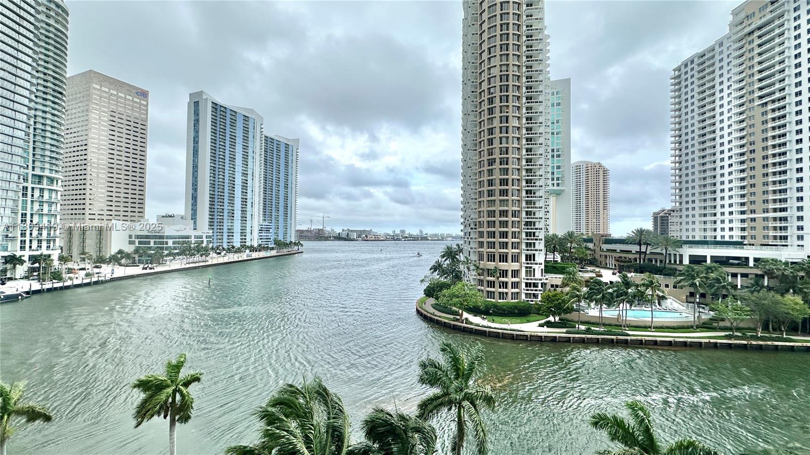 Rental Property at 465 Brickell Ave 716, Miami, Broward County, Florida - Bedrooms: 1 
Bathrooms: 1  - $4,100 MO.