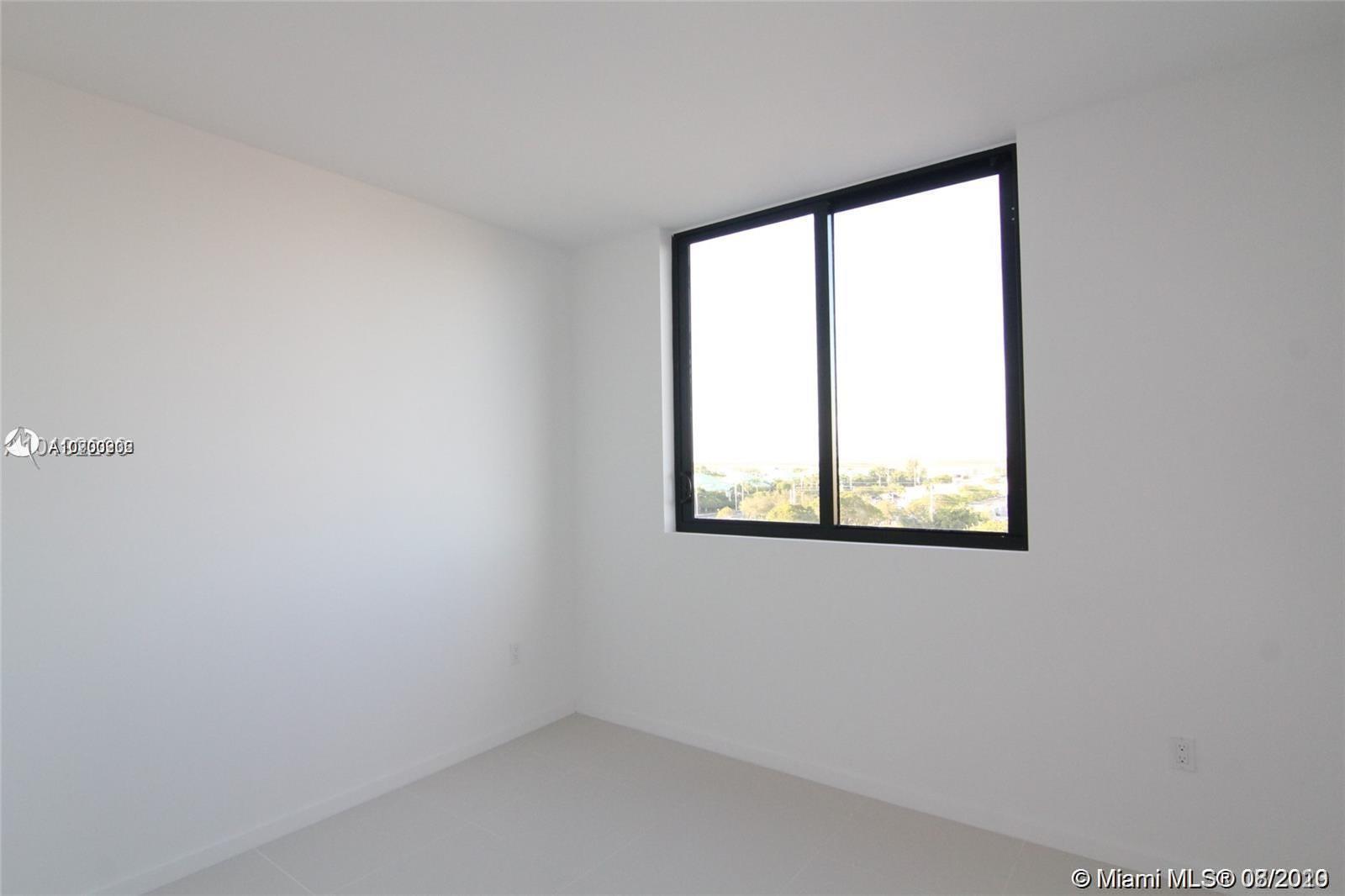 53OO PASEO - Residential Lease