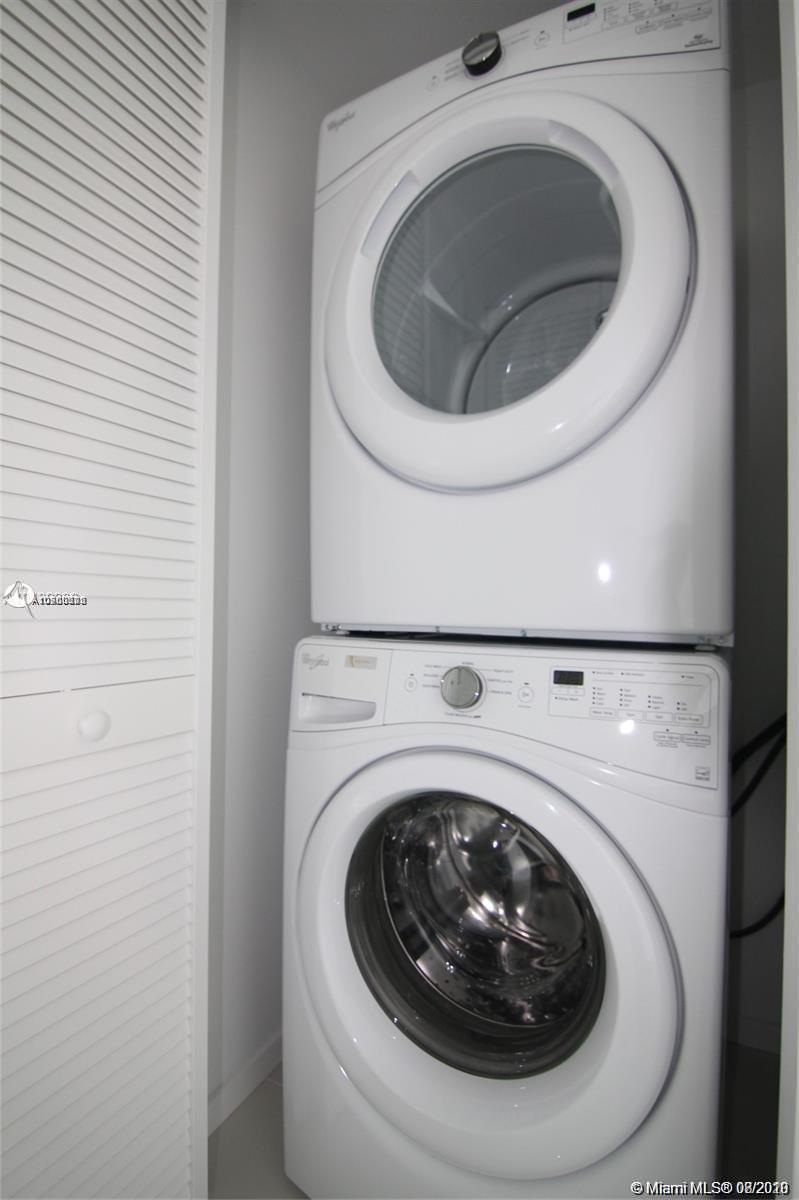 53OO PASEO - Residential Lease