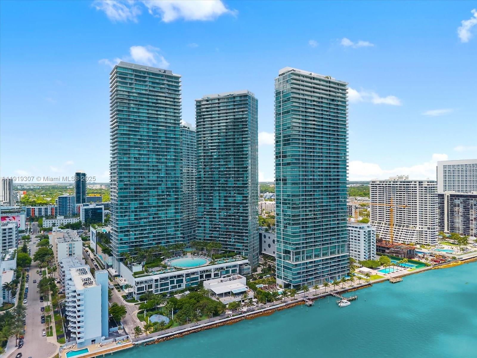 ONE PARAISO CONDO - Residential