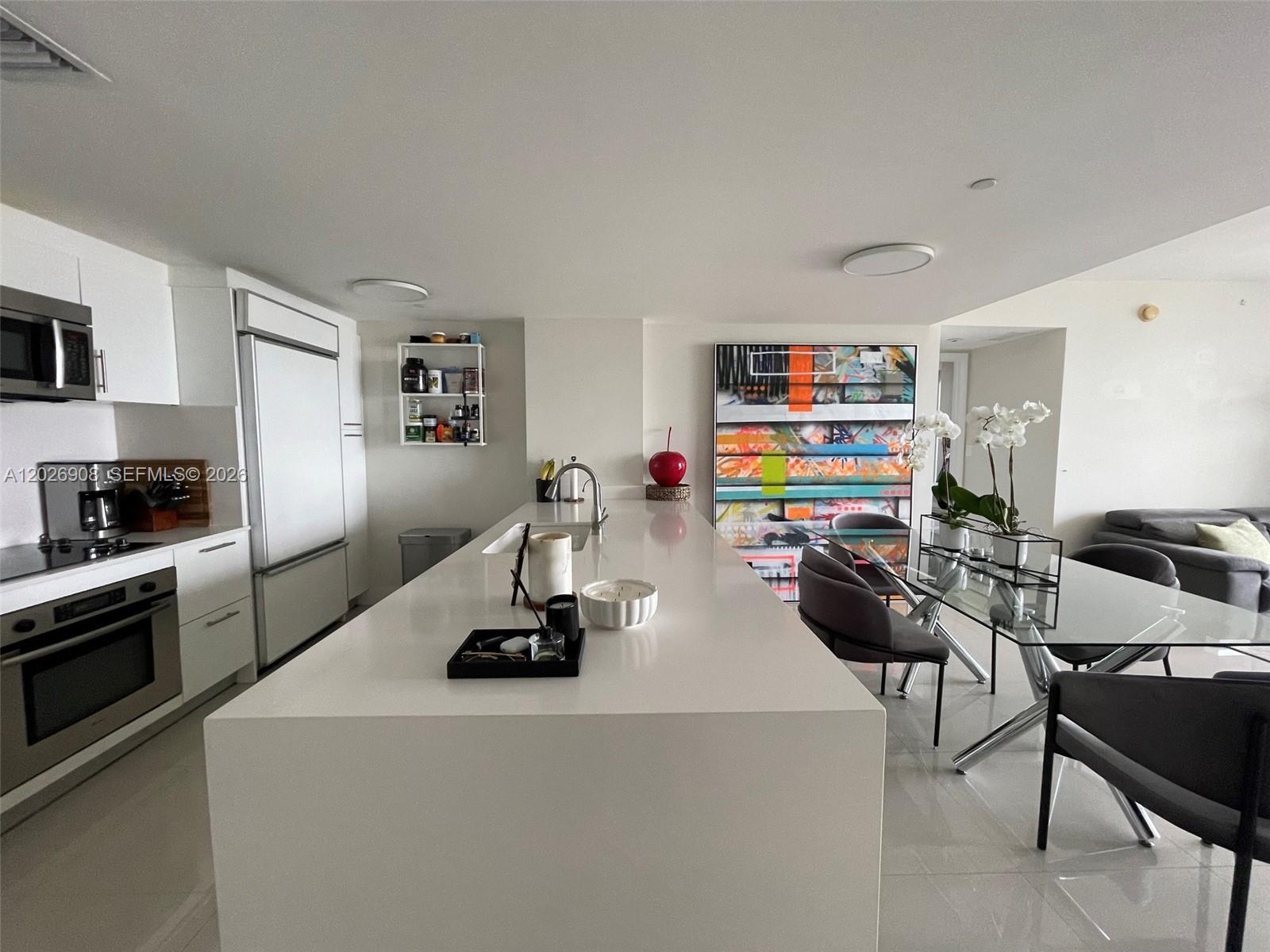 50 Biscayne Blvd 3411