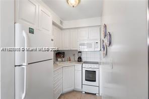 RIVERBEND CONDO - Residential