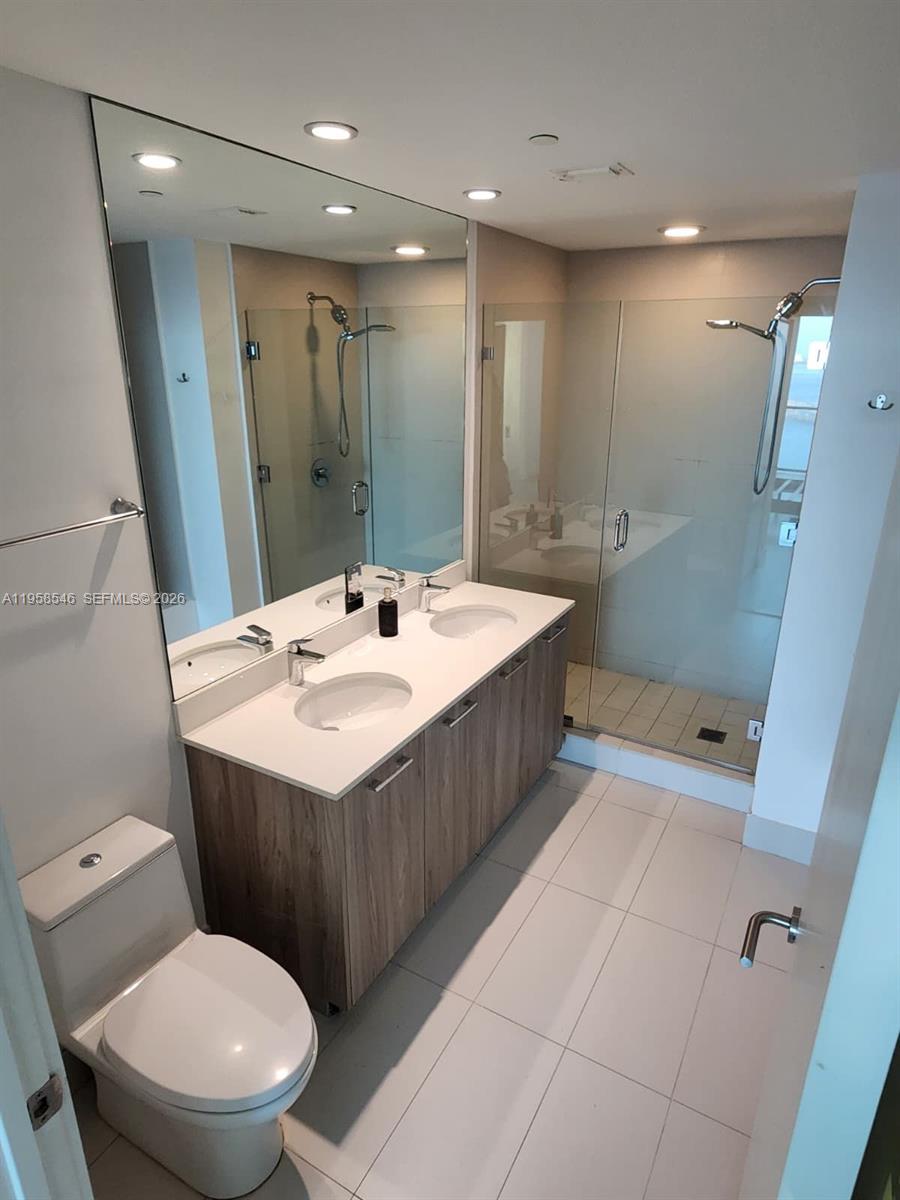 PARAISO BAYVIEWS CONDO - Residential Lease