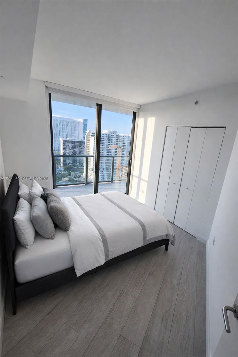 PARAISO BAYVIEWS CONDO - Residential Lease