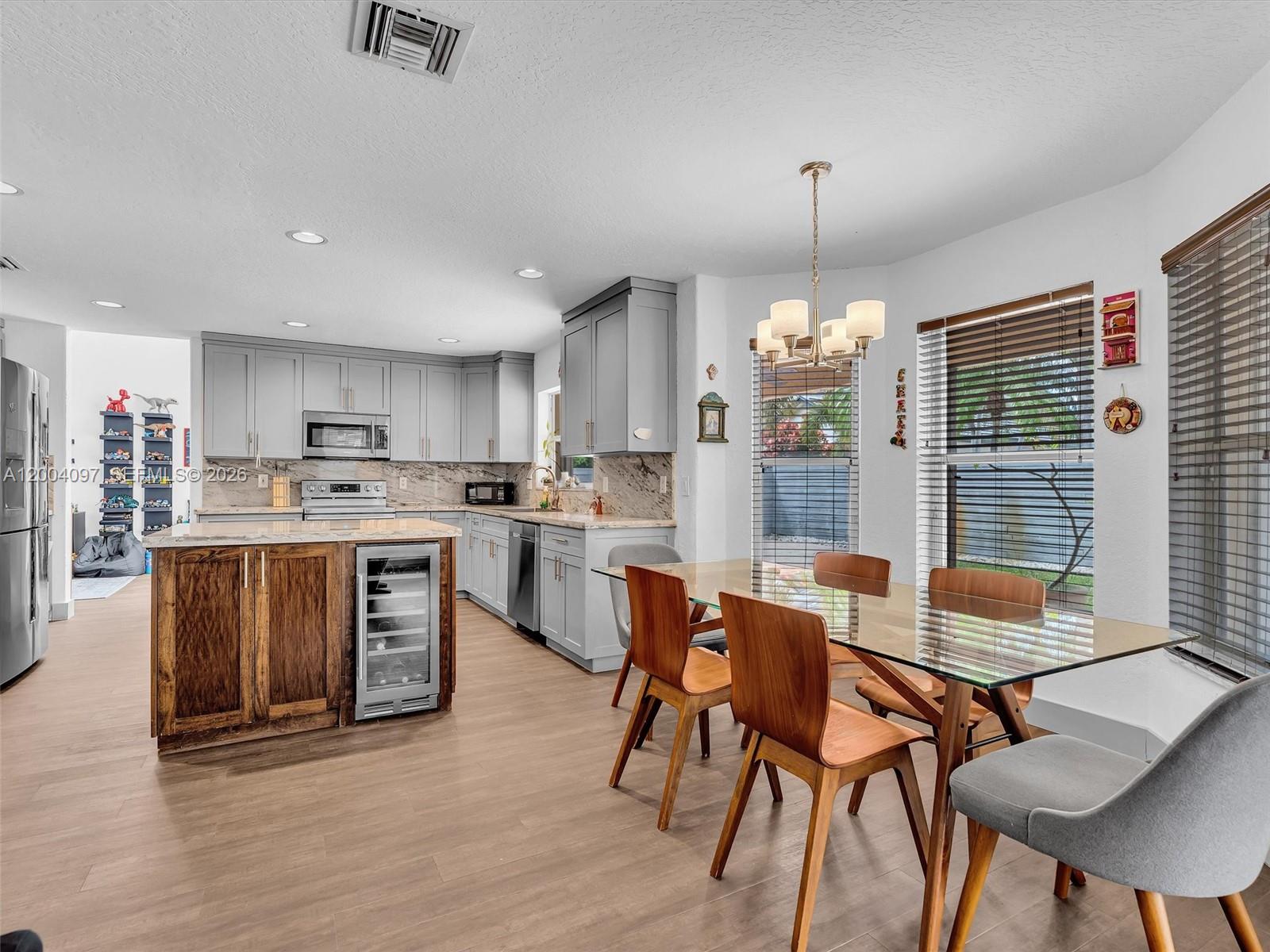 SILVER LAKES PHASE III RE - Residential