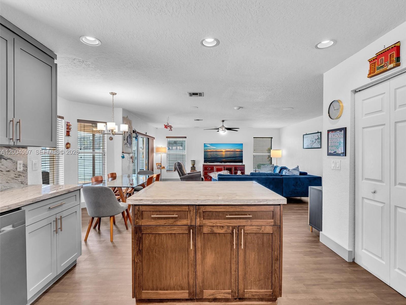 SILVER LAKES PHASE III RE - Residential