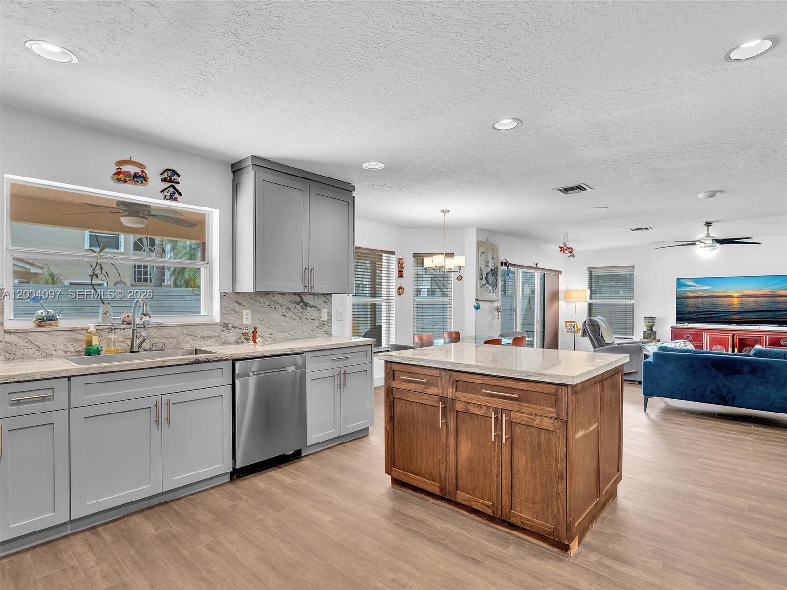 SILVER LAKES PHASE III RE - Residential