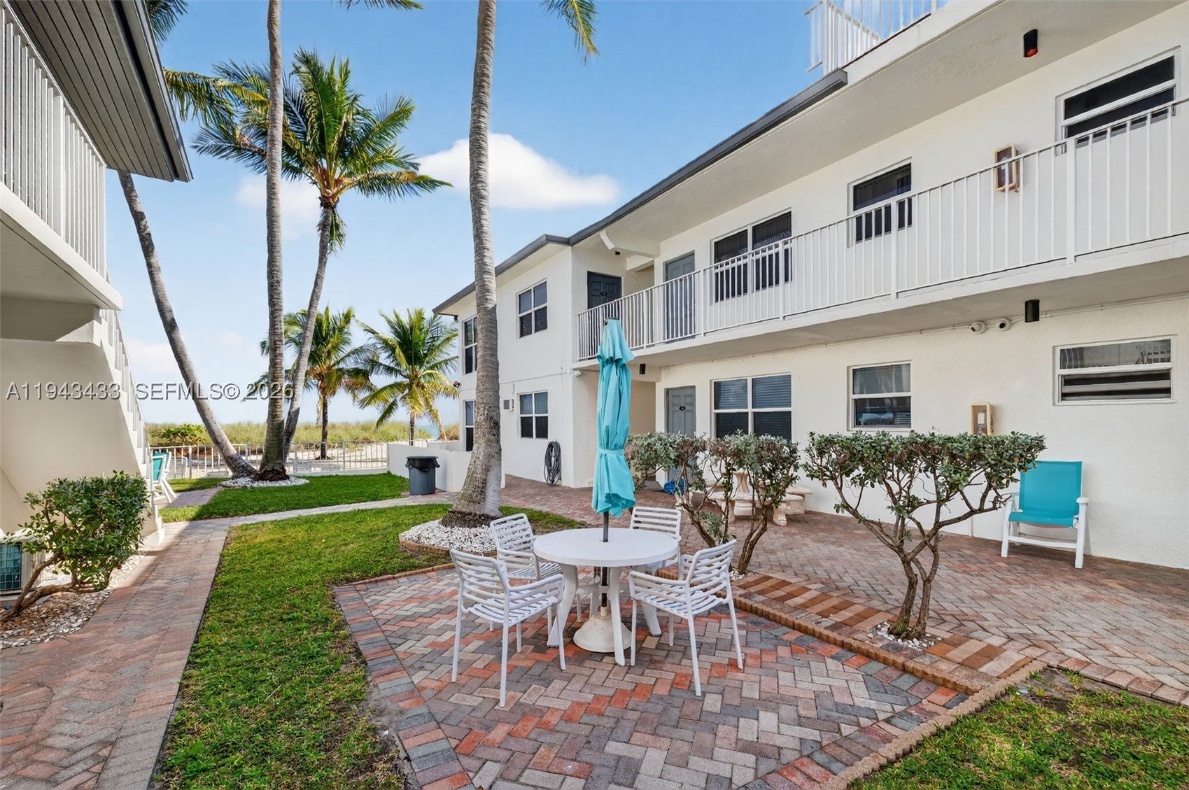 4520 El Mar Dr 12