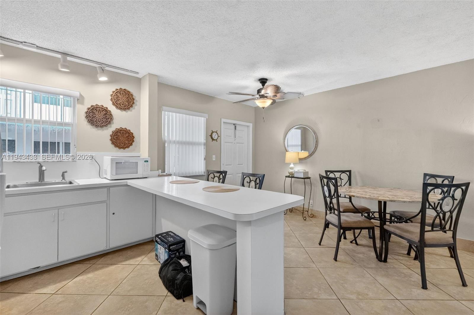 SOUTHERN SEAS CONDO - Residential