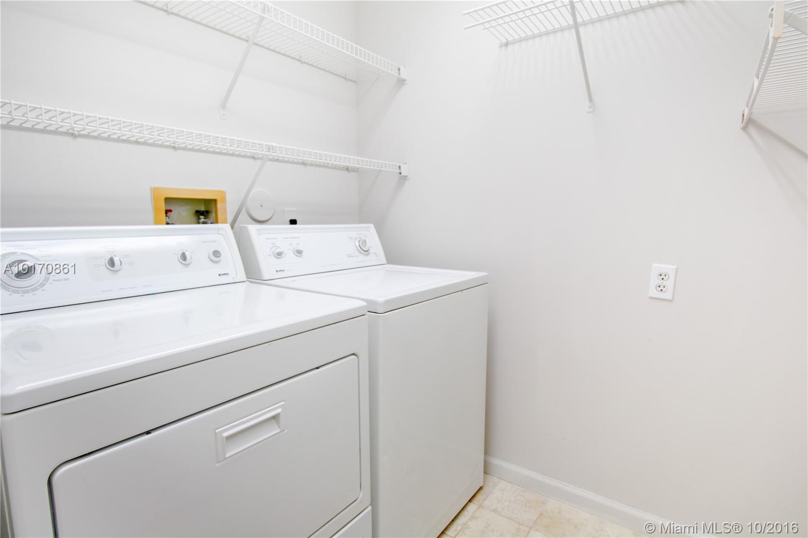 Jacaranda Prcl 252 - Residential Lease