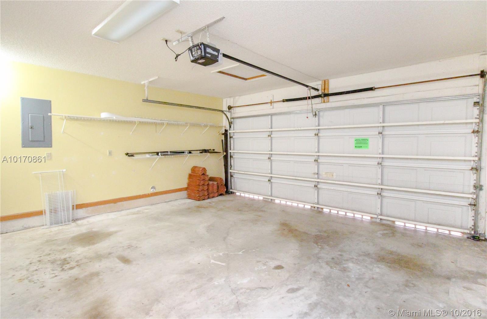 Jacaranda Prcl 252 - Residential Lease