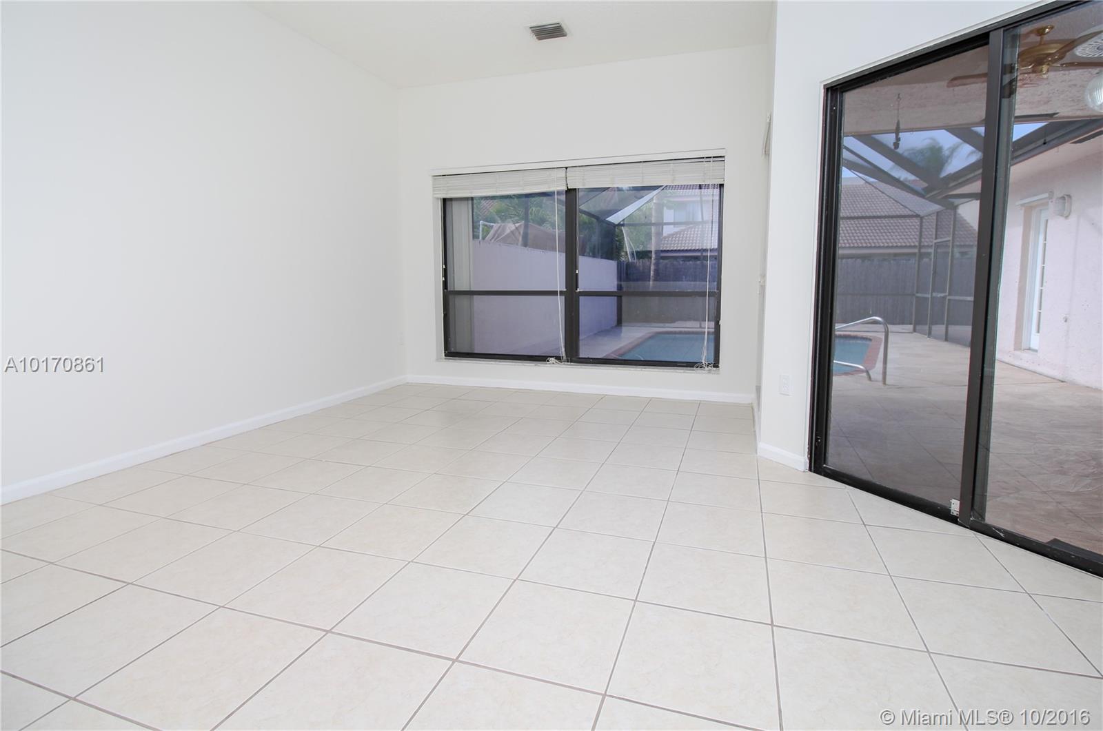 Jacaranda Prcl 252 - Residential Lease