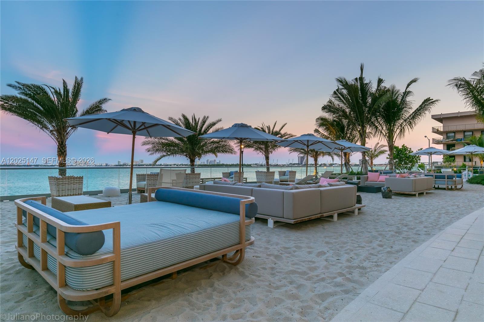 BISCAYNE BEACH CONDO - Residential