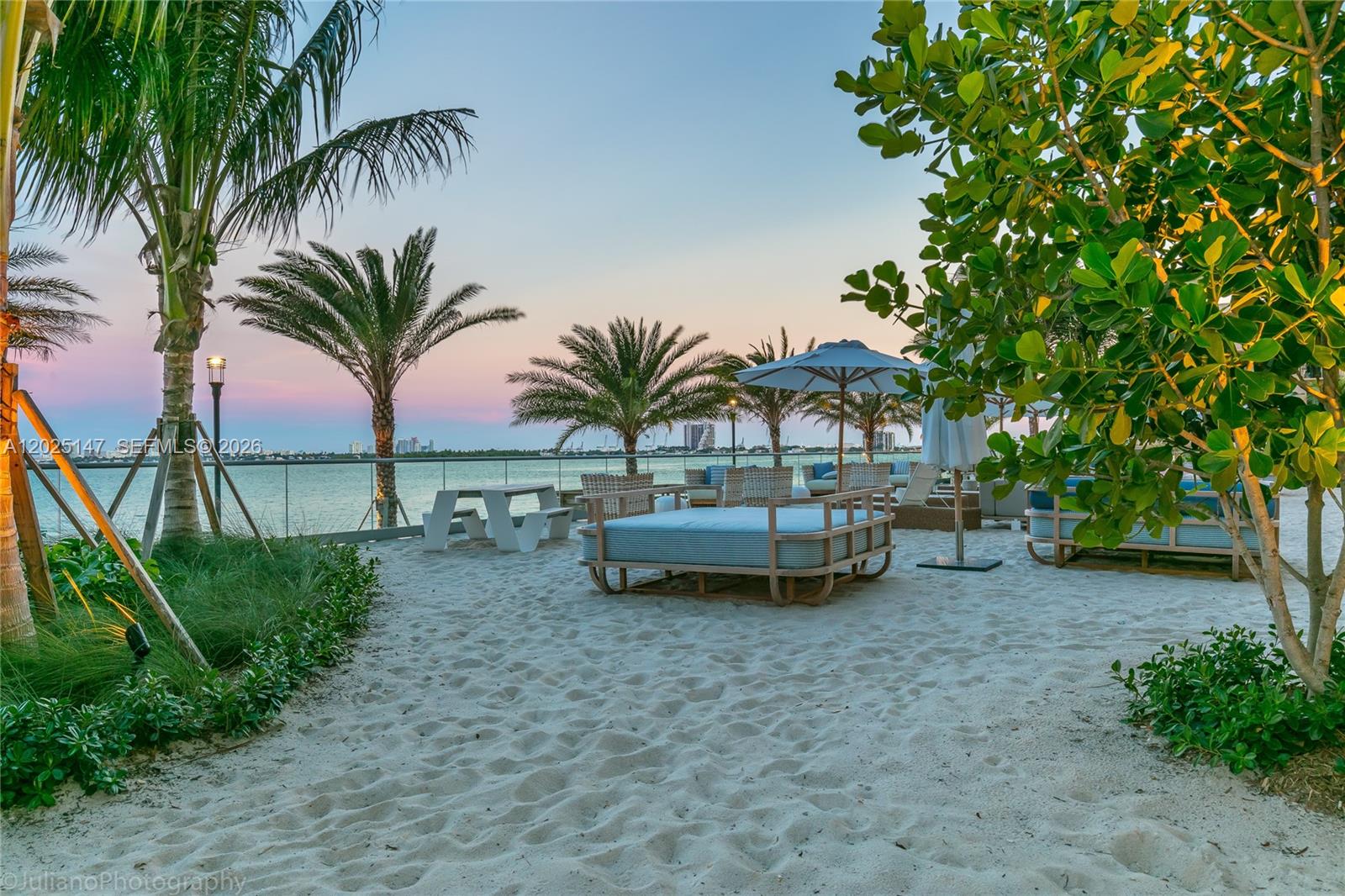 BISCAYNE BEACH CONDO - Residential