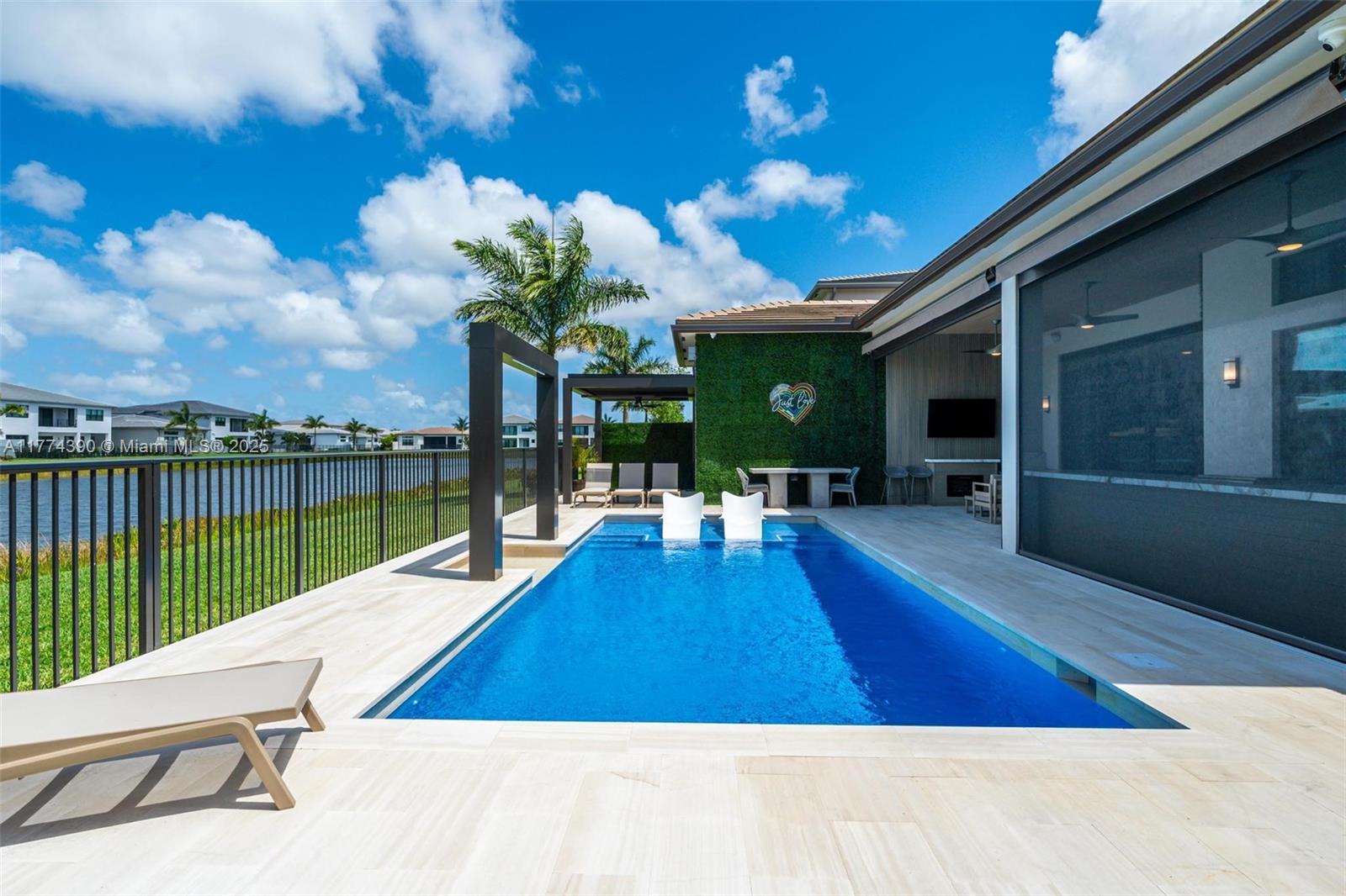 BOCA RATON GOLF COURSE PU - Residential