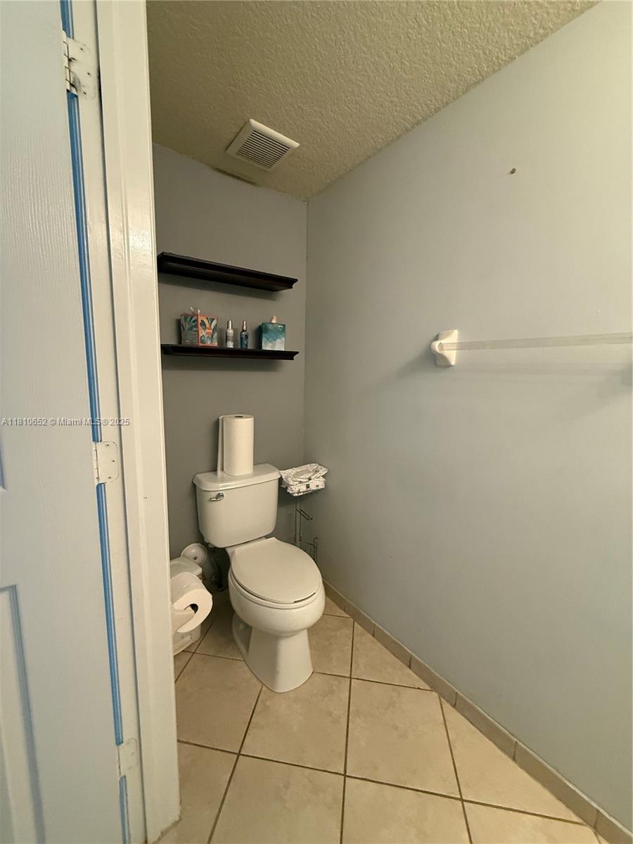 LAKES BY THE BAY GEE - Residential