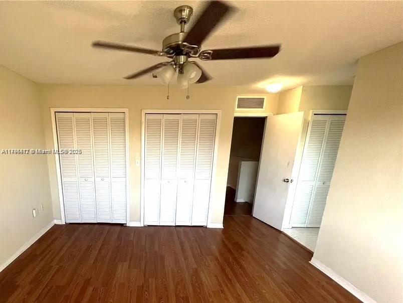 COUNTRY CLUB VILLAS TH CO - Residential