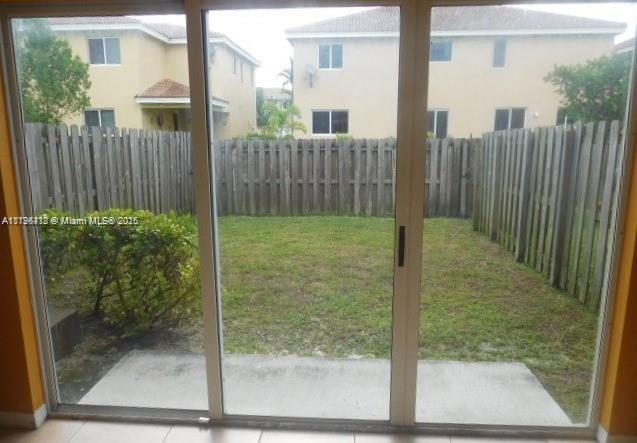 COUNTRY CLUB VILLAS TH CO - Residential