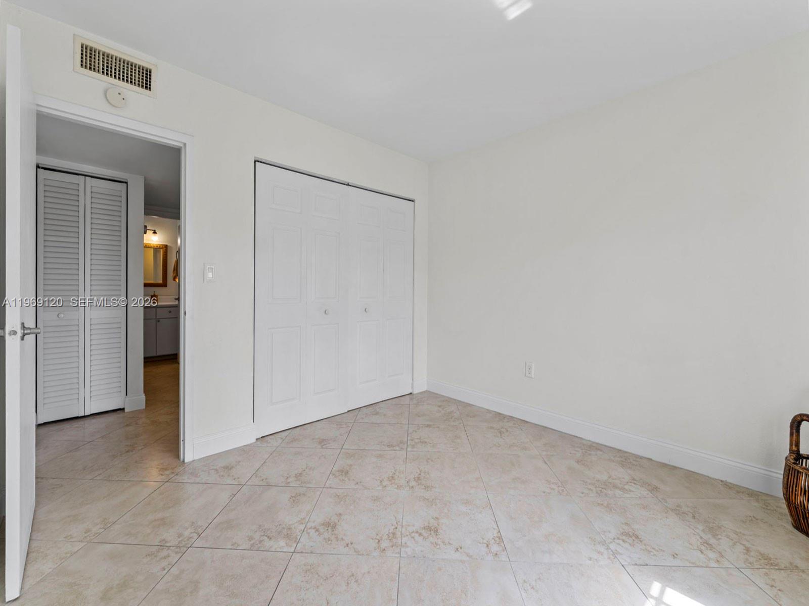 DORAL GARDENS II CONDO - Residential