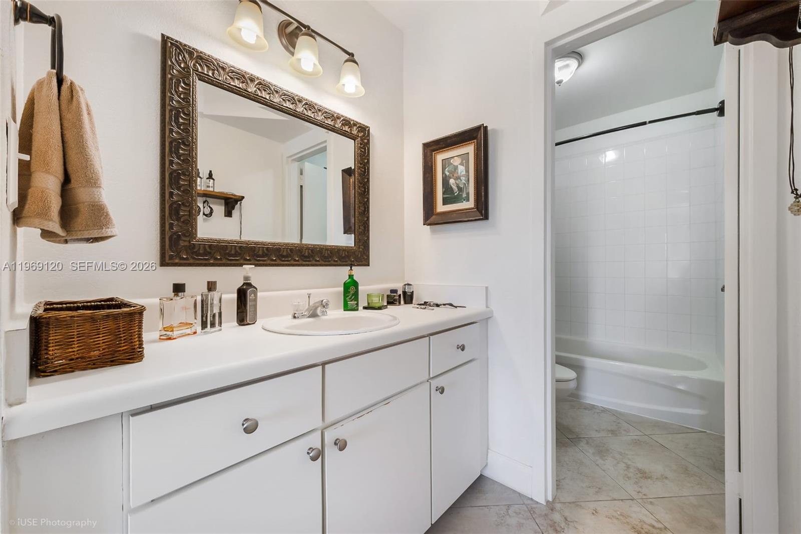 DORAL GARDENS II CONDO - Residential