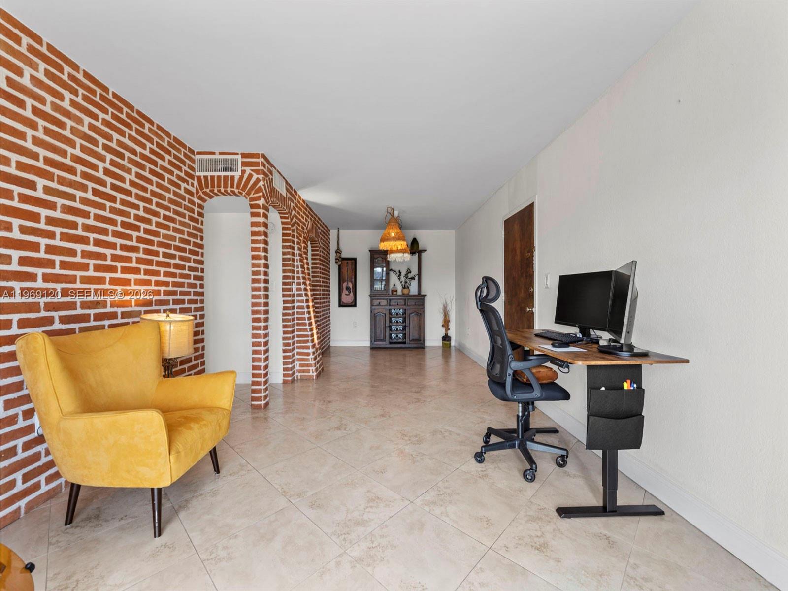 DORAL GARDENS II CONDO - Residential