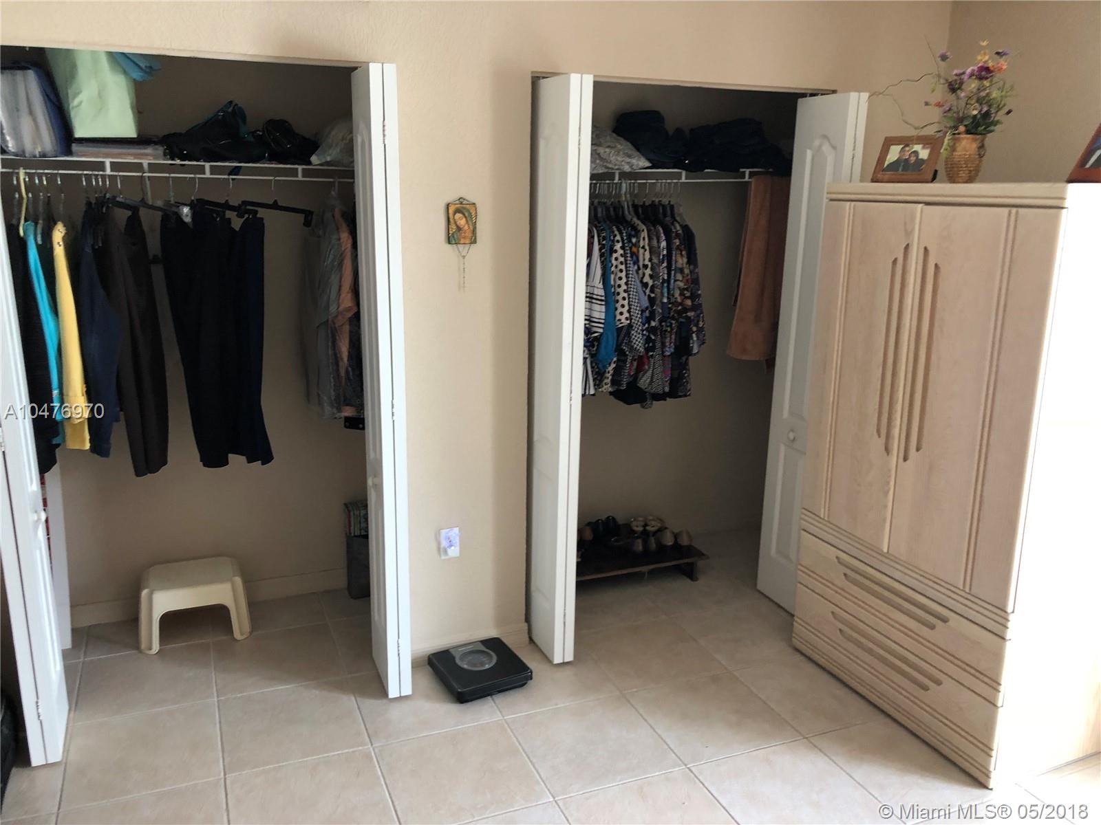 VILLAS CANARIAS CONDO - Residential